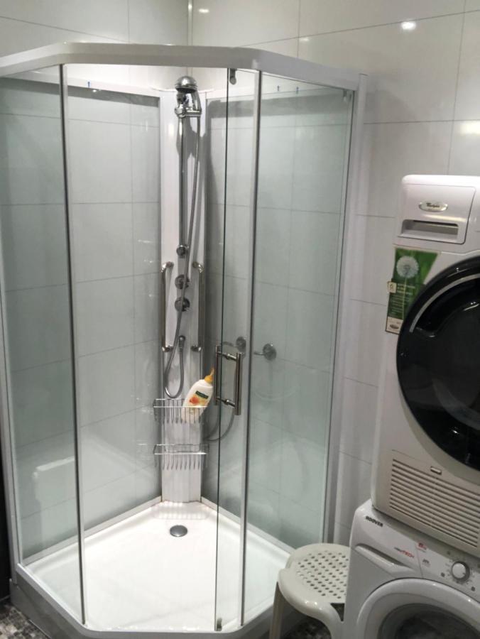 Den Gule Huset Apartment Lyngdal Ngoại thất bức ảnh